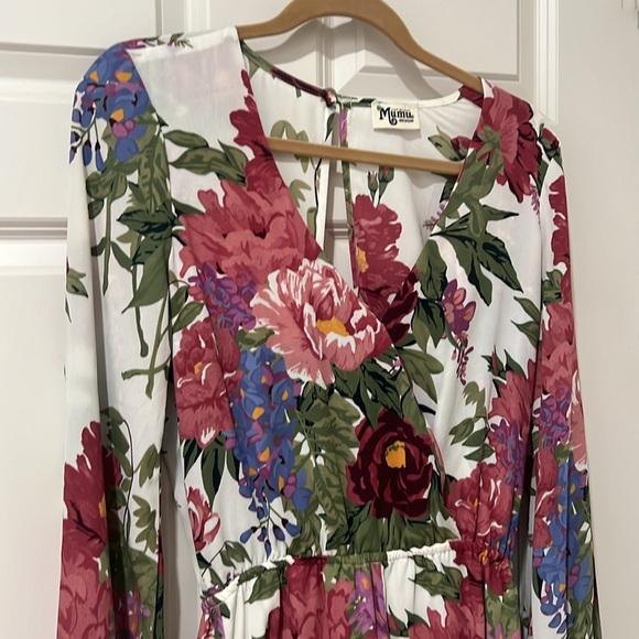 Show Me Your Mumu Romper, size Medium - Picture 2 of 6